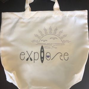 NEW🌟 explore tote